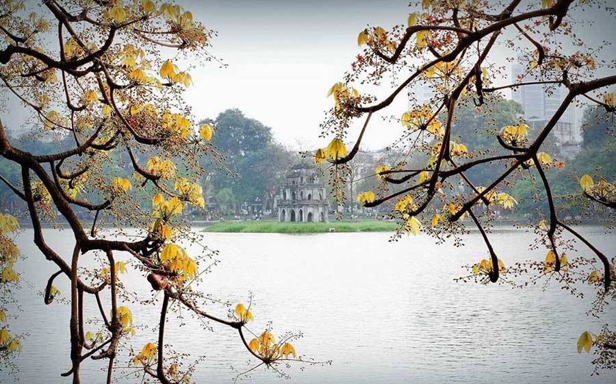 Hanoi 1 Day Itinerary - hoan kiem lake hanoi